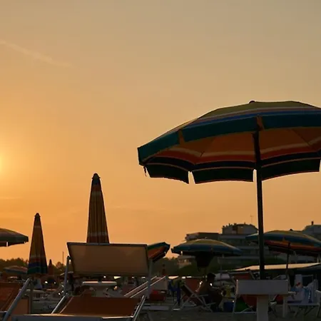 Cozy With Shared Pool * Bibione