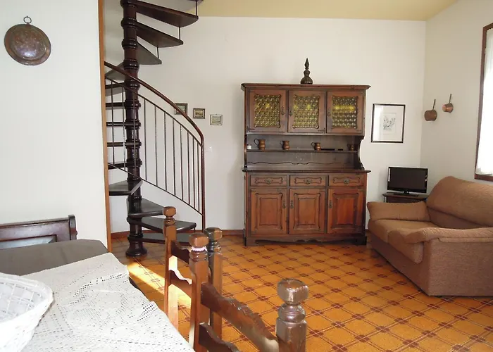 Апартаменты Cozy With Shared Pool